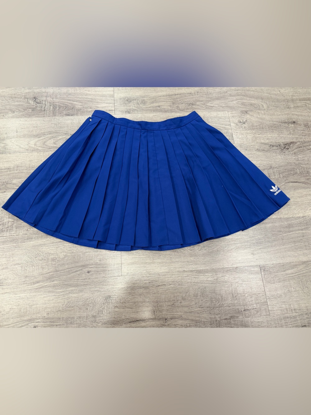 NWOT Women’s Addidas Royal Blue Pleated Mini Skirt